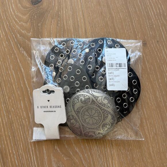 8 Other Reasons Festival Circular Belt in Black & Silver